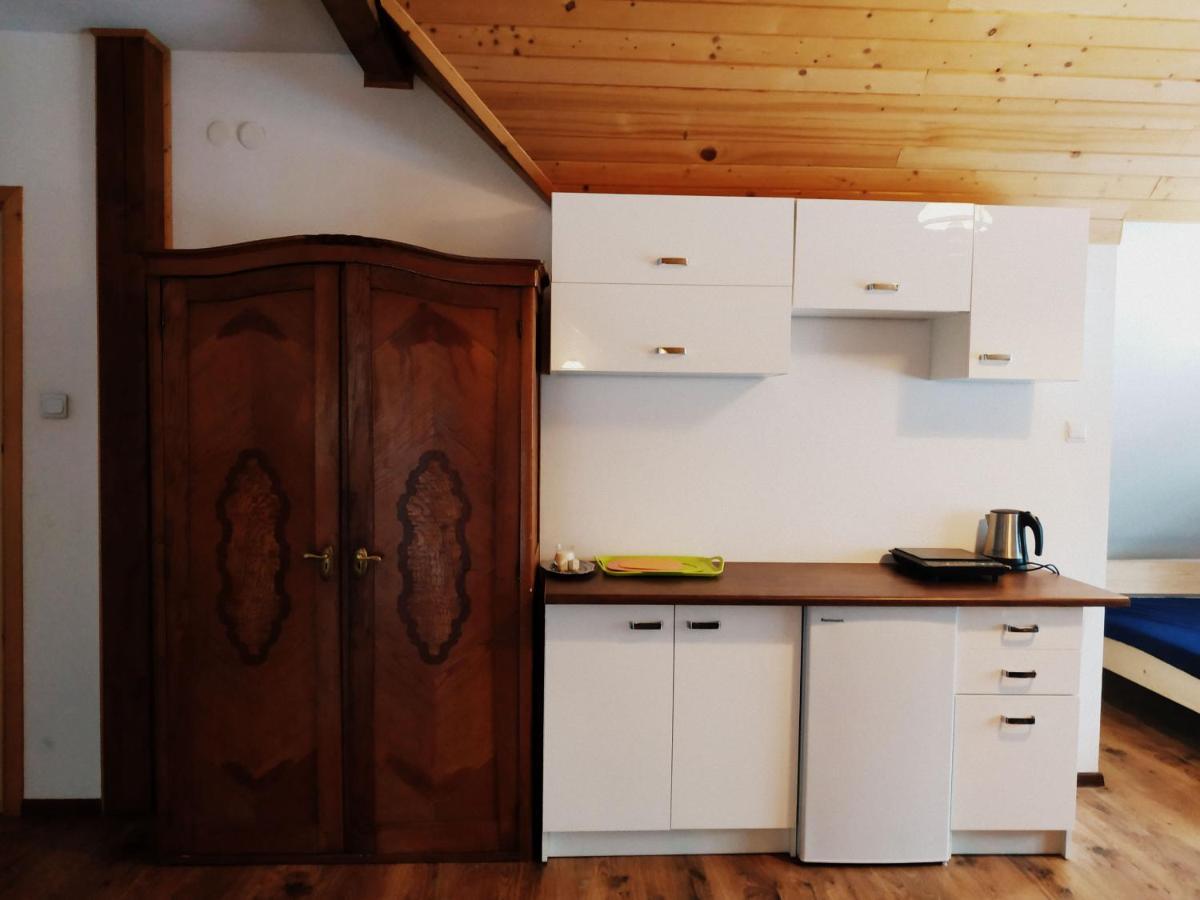 Domki Goralskie Przy Karczmie Szlachtowskiej Szlachtowa Exterior foto